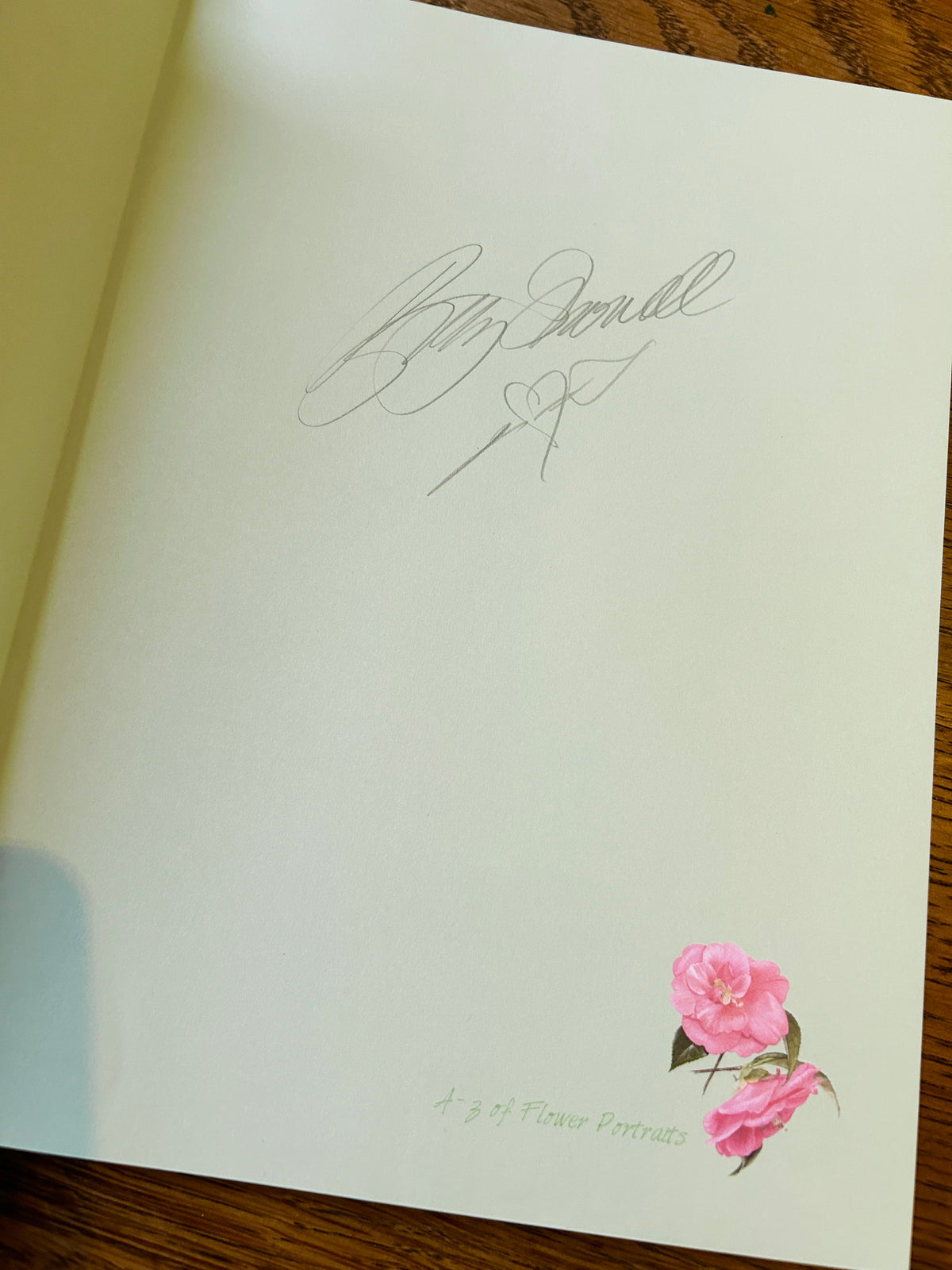 Korean Language signed copy of the book ‘Watercolour Flower Portraits’ by Billy Showell